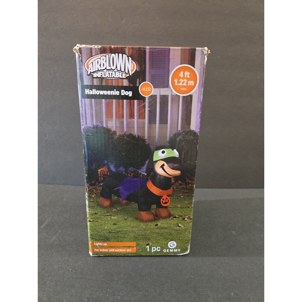 Gemmy Halloween 4 ft Dachshund Halloweenie Dog Lighted Yard Airblown Inflatable